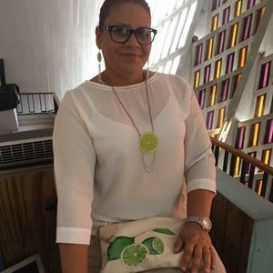 Meet your Posher, Lisedia